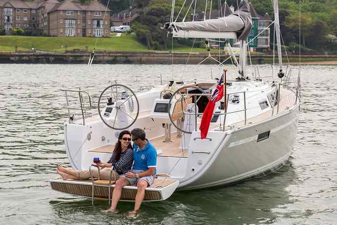 BAVARIA CRUISER 34