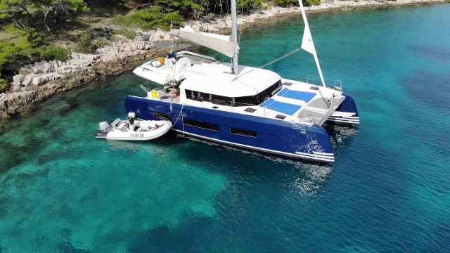 DUFOUR 48 CAT