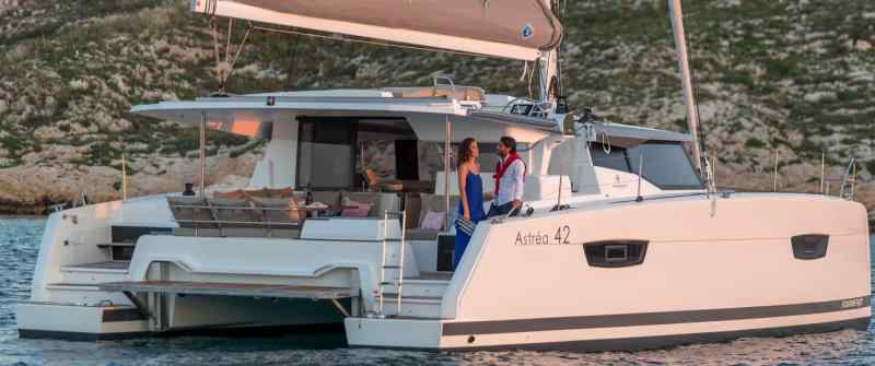 FOUNTAINE PAJOT 42