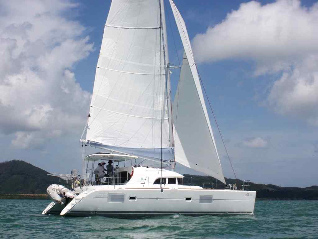 LAGOON 380