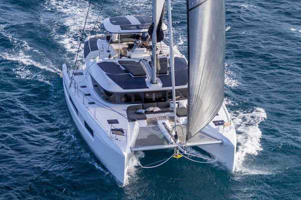 LAGOON 51