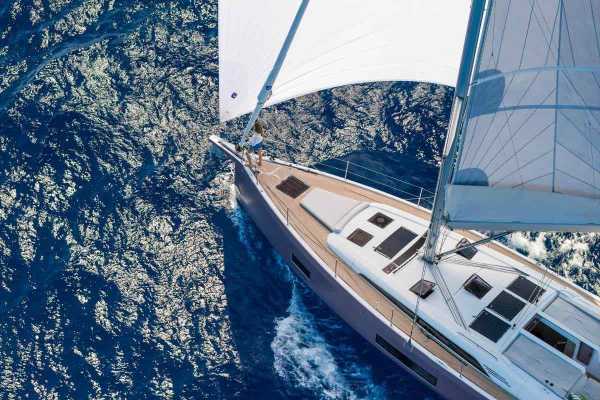 OCEANIS 52